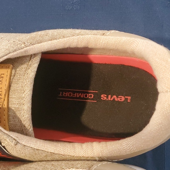 Levi's Comfort sneakers brand new - Picture 4 of 4